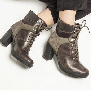 women's camdale field boots